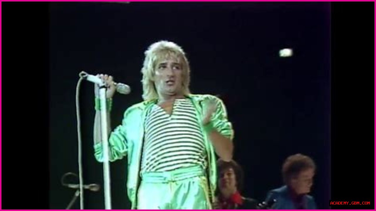 Rod Stewart’s Unforgettable Night In San Diego